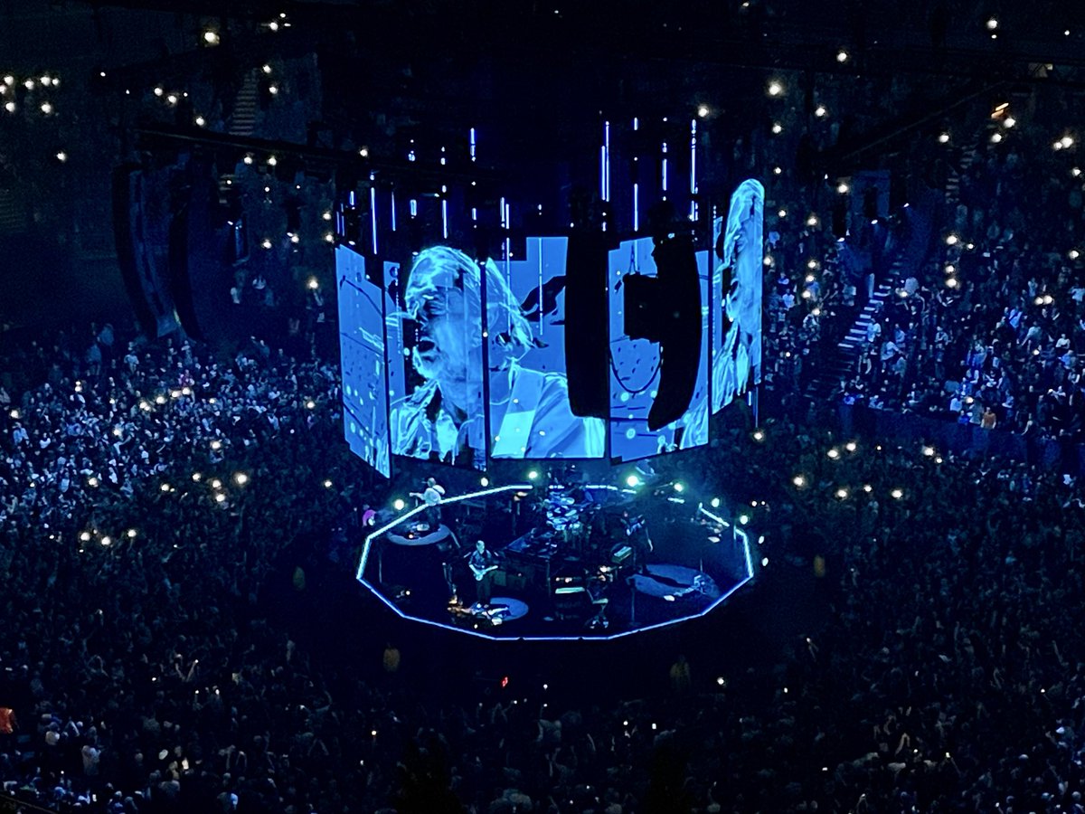lukebinstead98's tweet photo. .@Radiohead 22.11.25 @TheO2 https://t.co/FxK7JXICzA