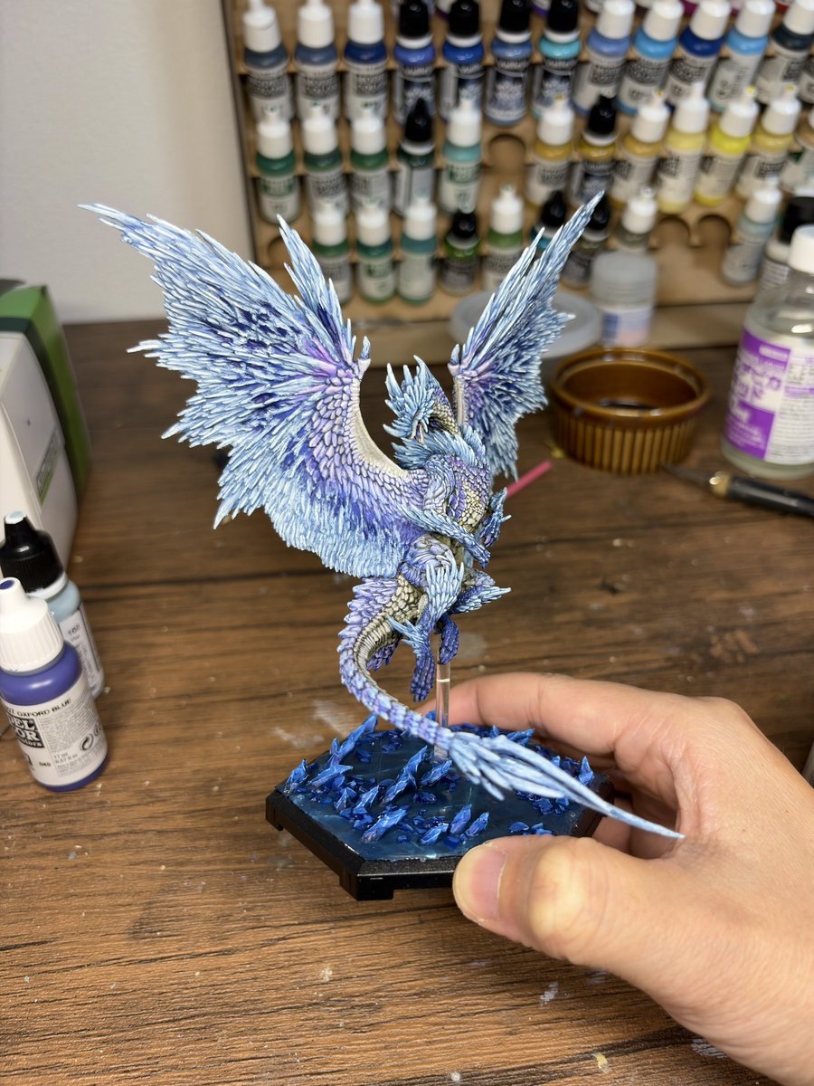 #三連休はフォロワーが増えるらしい
 #手が写ってる模型を載せよう

iPhone13→17になったからカメラの画質良くなった！