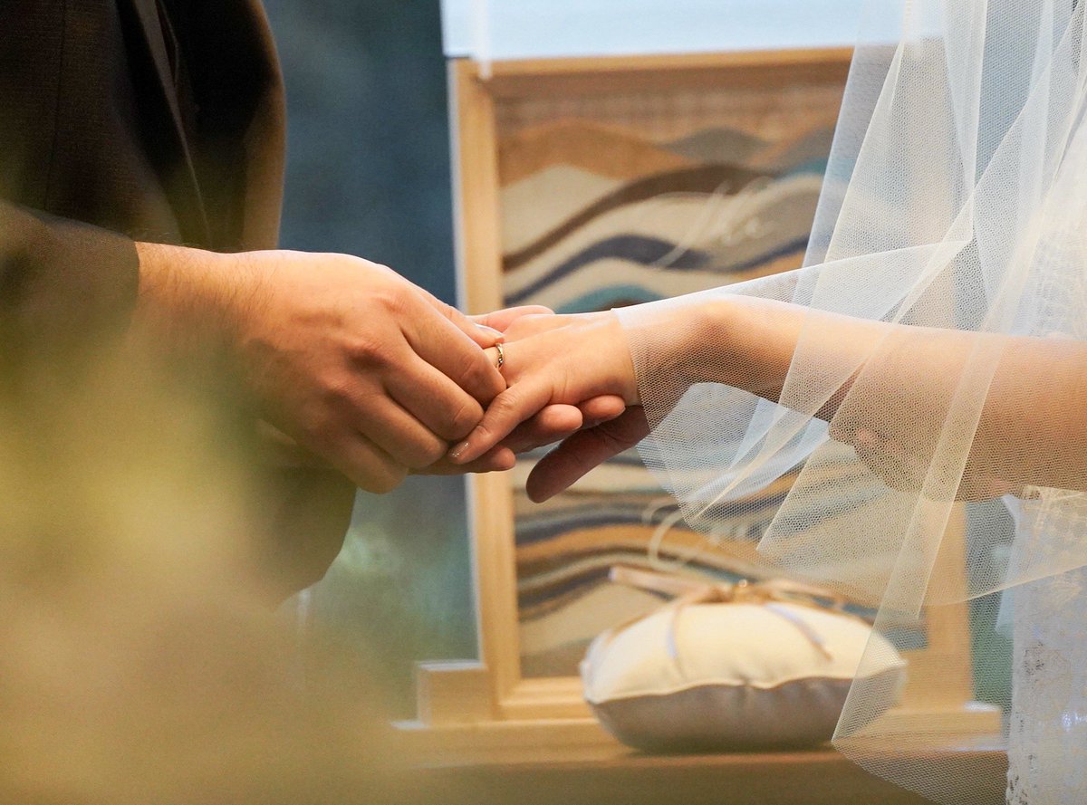 IshiMcCartney's tweet photo. 先日、結婚式を挙げました。せっかくなので写真を残しておく。

準備で大忙しやったし、お金もなかなかの額が飛んでいったけれど……最高に幸せな時間を過ごせた。結婚式ちゃんと挙げて本当に良かった！

来てくれた友人や親族に感謝しかない。 https://t.co/2BM5EJOat9