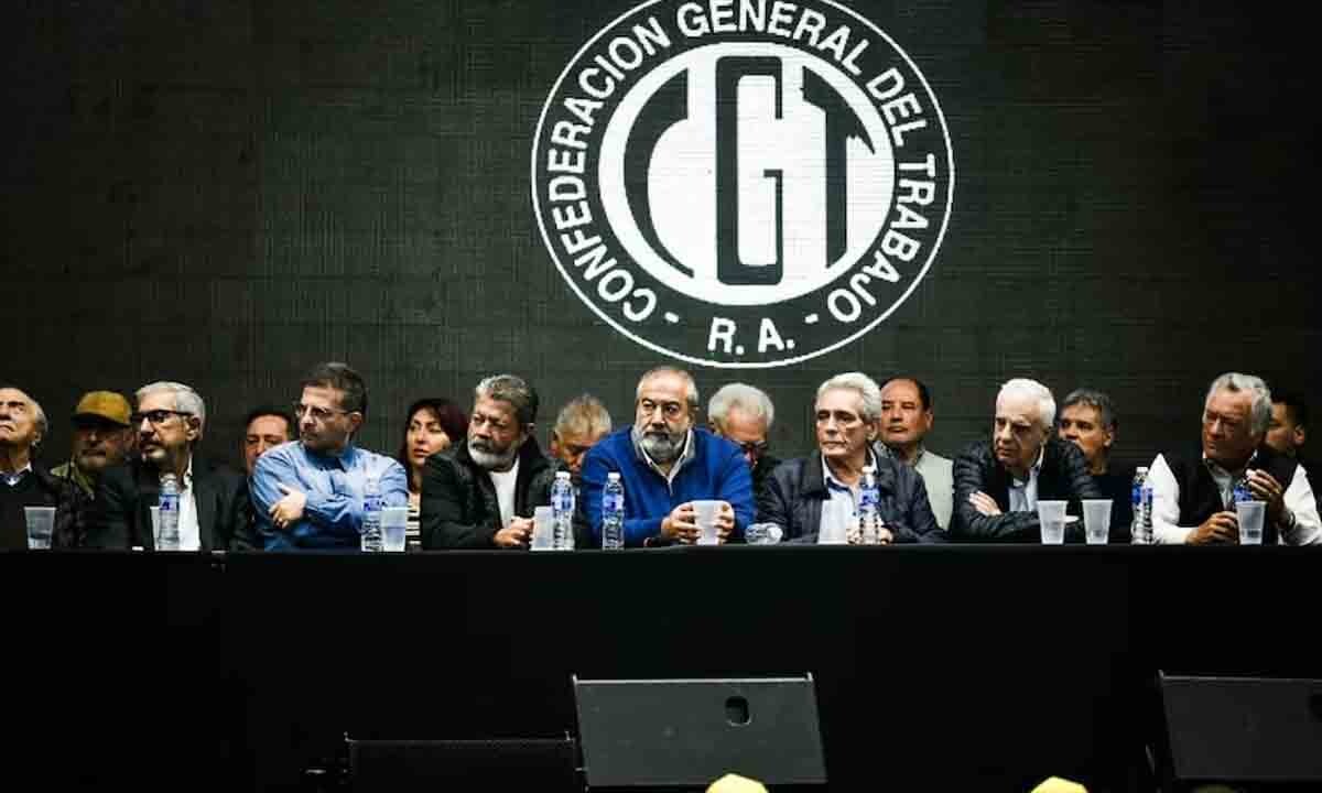 Reforma laboral: se abre una negociación clave entre Gobierno y la CGT labrujula24.com/notas/2025/11/…