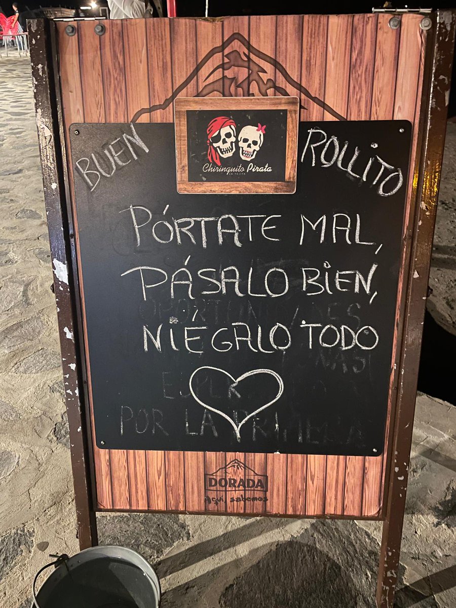 Pórtate mal, 
pásalo bien, 
niégalo todo
        
         ❤️

#BuenRollito 😉
.
.
.
#playadelatejita #tenerifeocio #MontañaRoja #elmedano #granadilladeabona #tenerife #tenerifelicidad #playa #latituddevida #yosoytenerife #canariasviva #beach #ocean #atlantic #estaes_tenerife