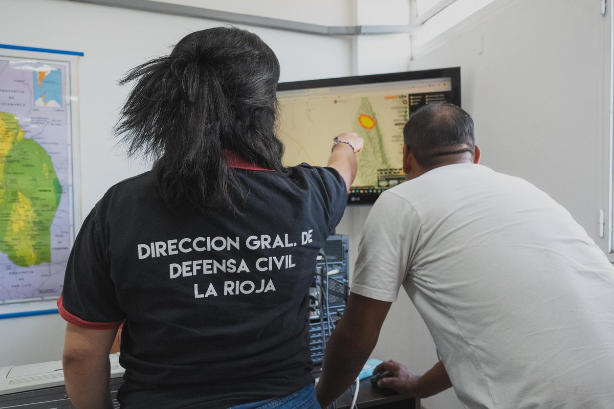 En el día de la Defensa Civil, quiero destacar a quienes, están siempre preparados y dispuestos a cuidar y ayudar a la comunidad. 

Su vocación de servicio se hace visible en cada emergencia, en cada acción preventiva y en cada operativo de ayuda, demostrando profesionalismo y