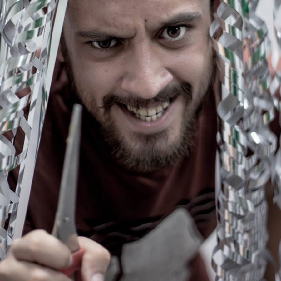 nishikiyakuza0's tweet image. bu elemanı cok kıskanıyom valla 0 emekle hazırlanan videolarla milyonlar izleniyor ya