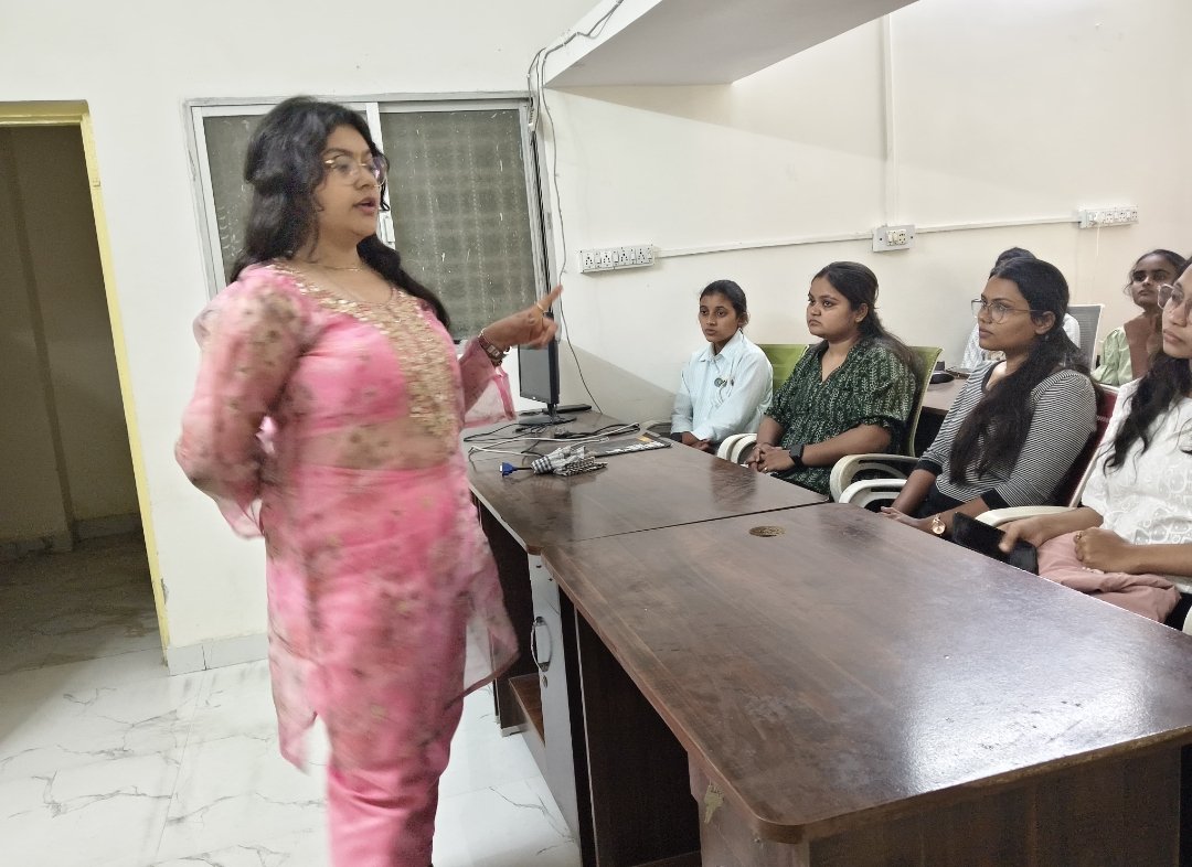 teaswini's tweet image. Empowering the next generation of engineers and creators— Bapurao COE students at Teztecch for their induction! 👏✨ #TechLearning