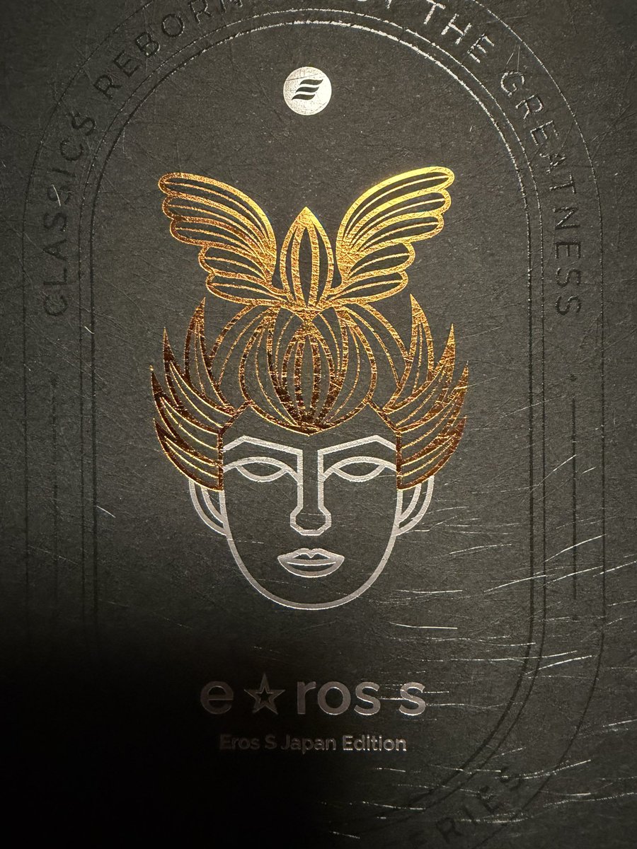 8492falken's tweet image. 先週ケーブルがセールでしたので気になっていた2本を購入しました
#qdc Enperor
 純正からEFFECT AUDIOのe⭐︎ros Sへ

音が近くなり低音と高音の粒が大きくなりアタック感が増大。元々Enperorが個人的に最高のイヤホンなので低音はよりメリハリついてゲームサントラと合います
#イヤホン #リケーブル