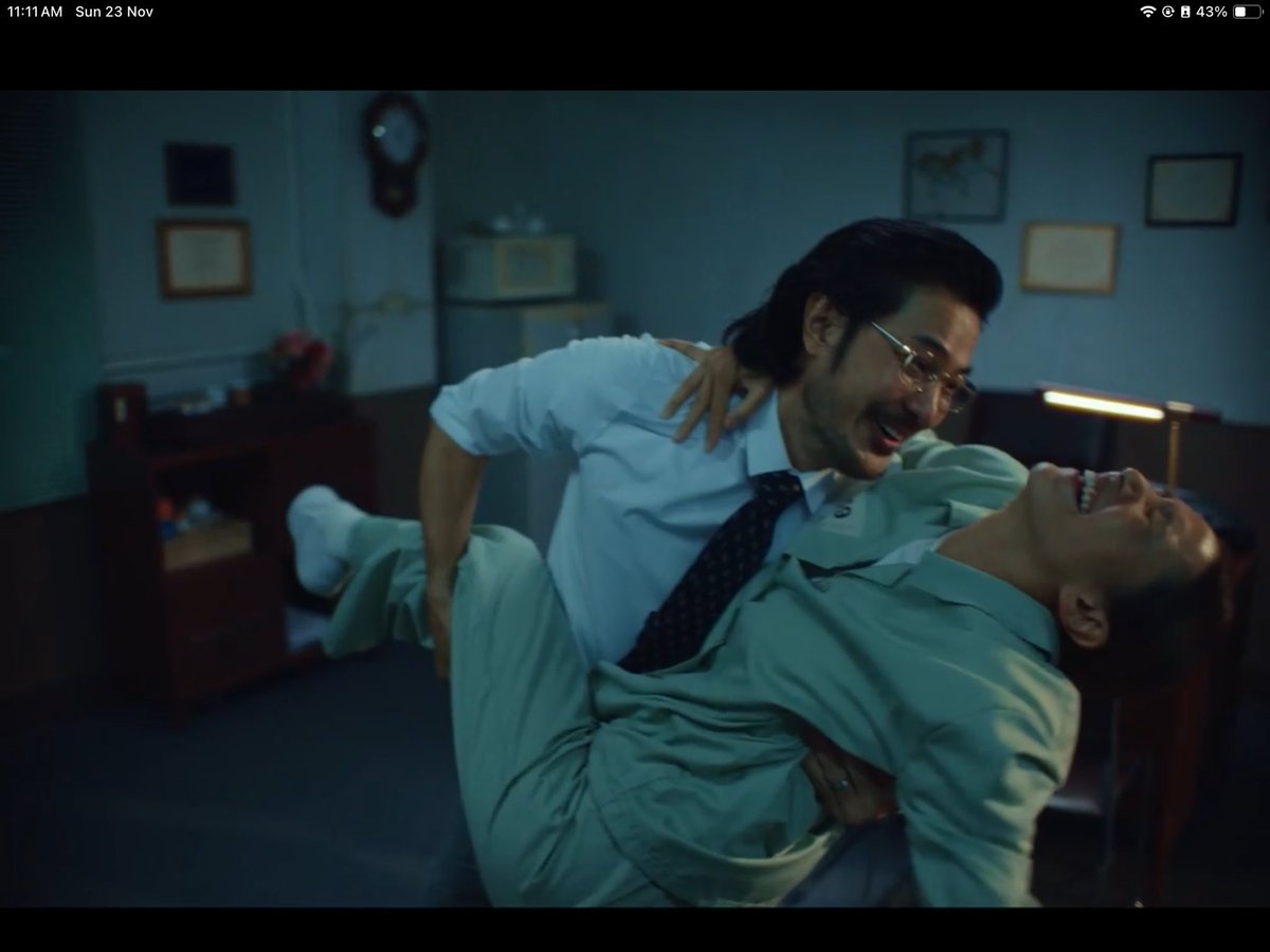 kimyongTAM's tweet image. They matched each other’s freak LMAO 

CLAIREBELL LOST AND FOUND  
#ClaireBellEP4