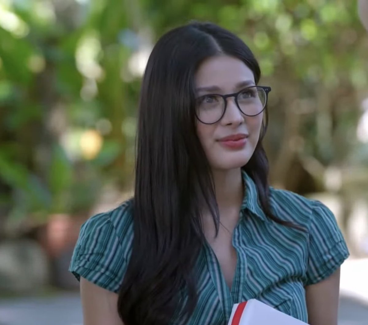 kykyszzz's tweet image. Grabe naman mukha na yan 

AZuperBABE ON RSP
#RegalStudio_AZ