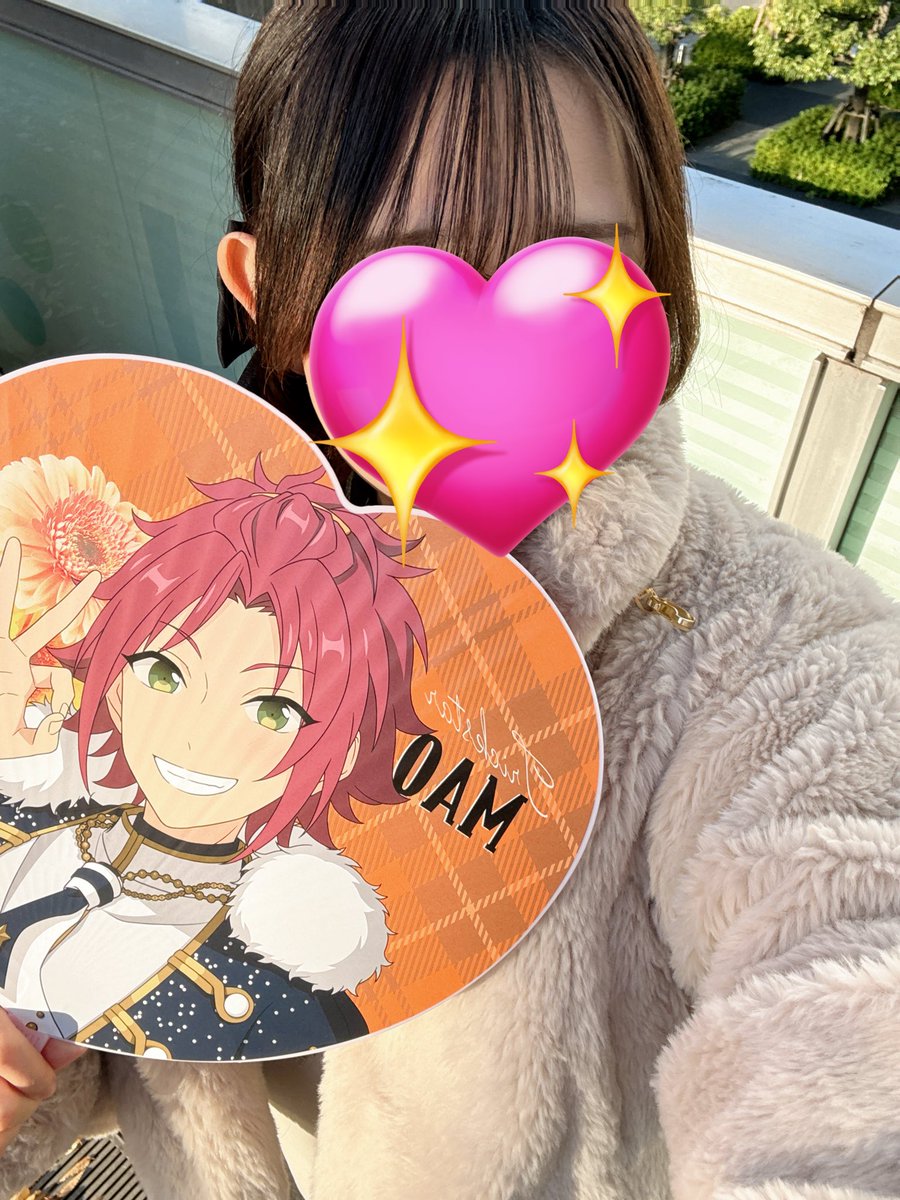 mo___m00's tweet photo. 昨日アリーナ最前やった！！！
まじで最高😭😭😭😭
みんなかっこよかった、、、
今日と明日はライビュ🥹 https://t.co/2zEINWJ5Bp