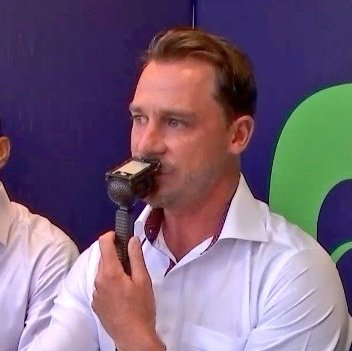 Kohliisensual05's tweet photo. Dale Steyn said: "I personally feel Virat Kohli should’ve continued as Test captain for a little longer. At this point, this Indian team looks clueless without him." 

Steyn saab is just spitting facts.🔥 https://t.co/sUbkNSDfbj