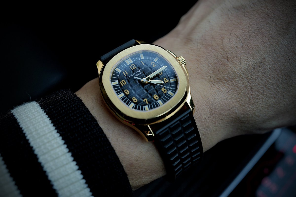 やはりアクアノートはラバーベルトに限る✨ トロピカルバンドの軽い