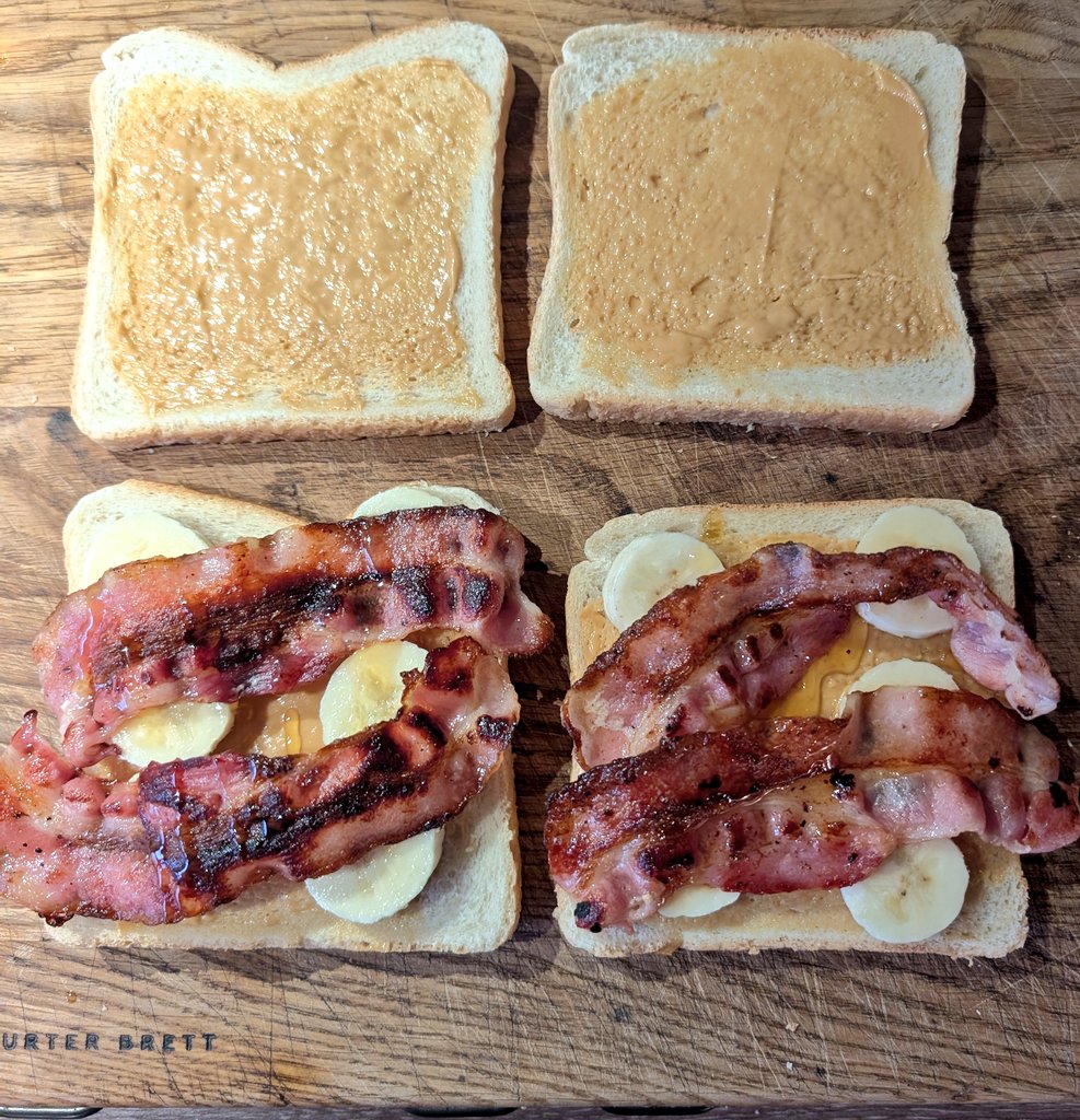 Breakfast like the King.
Ich präsentiere:
Das Elvis Sandwich