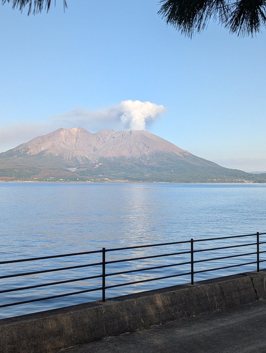 che21594928's tweet photo. 桜島 https://t.co/3uTP3GS9OY