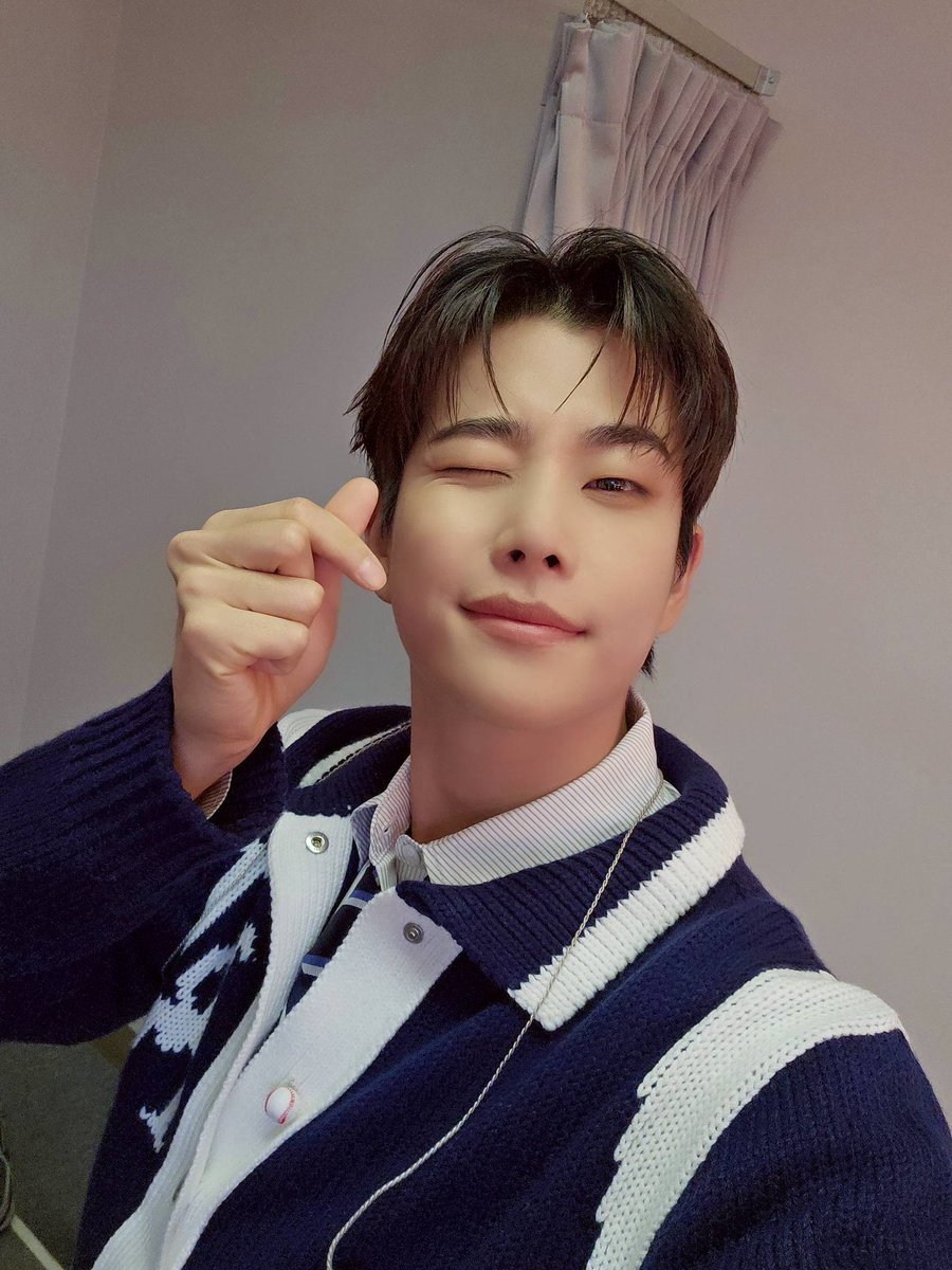 jp_offclastro's tweet photo. [📸] 2025.11.23

2025 ZOONIZINI FANPARTY
[Roll The Dice] in Japan
＜1部公演＞

AROHAのおかげで
最高の幕開けになったFANPARTY💫

2部の公演も楽しい時間にしましょう🎲🧡💚

#ASTRO #AROHA
#ZOONIZINI #MJ #JINJIN
#RollTheDice_Japan https://t.co/dkqgDPpLDZ