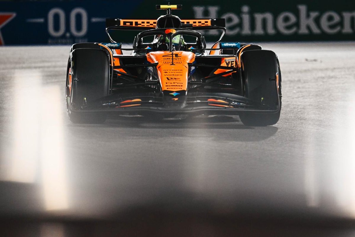 F1tutkumuz's tweet photo. 🔥SON DAKİKA | MCLAREN’İN İKİ ARACI DA TABAN AŞINMASI NEDENİYLE HAKEMLERE SEVKEDİLDİ! https://t.co/mewCFWJXGr