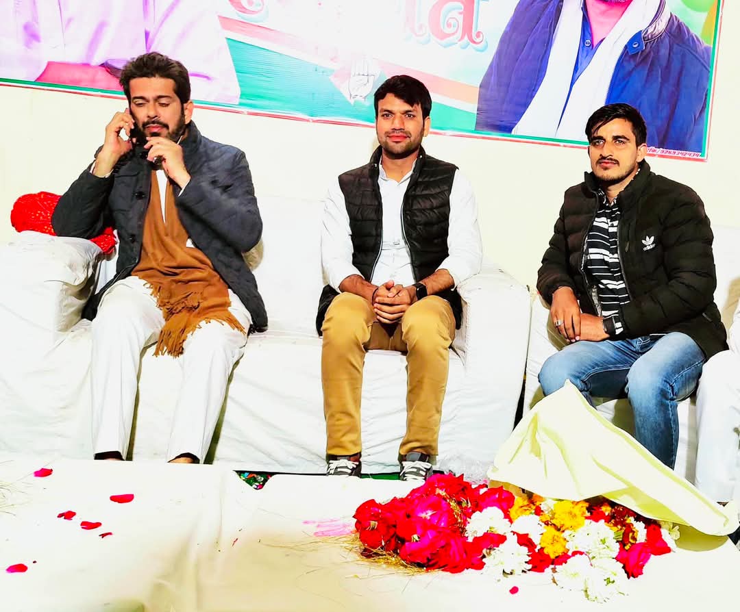 LambaDhanraj's tweet photo. भाईसाहब सऊद सईदी जी को टोंक जिला कांग्रेस कमेटी के ज़िलाध्यक्ष मनोनीत होने पर हार्दिक बधाई एवं शुभकामनाएँ । संगठन आपके नेतृत्व में नये आयाम स्थापित करेगा 💐💐 https://t.co/WuSTKyBF81