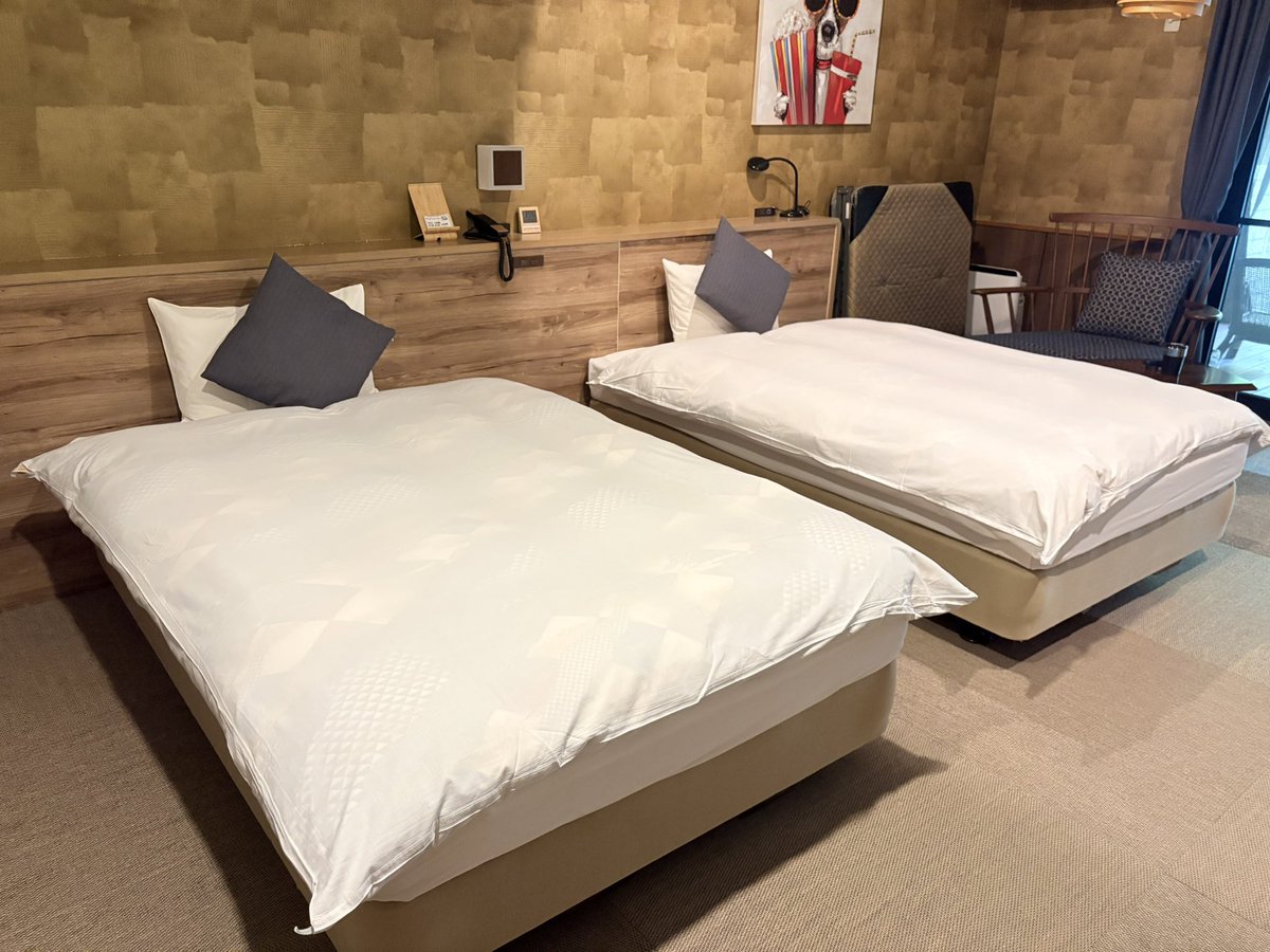 tomoS660ModuloX's tweet image. 今日のお宿は宗像にあるわんこ同伴できるとこ🐕🐾🐕🐾
プライベートドッグランついてて、2匹とも活き活きしてる✨️