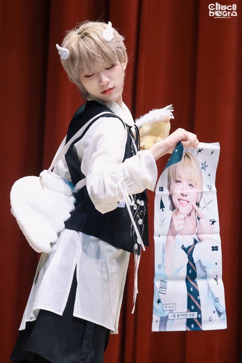 daisuke091225's tweet image. 251122 케이팝투게더 대면

#아홉 #AHOF 
#다이스케 #DAISUKE