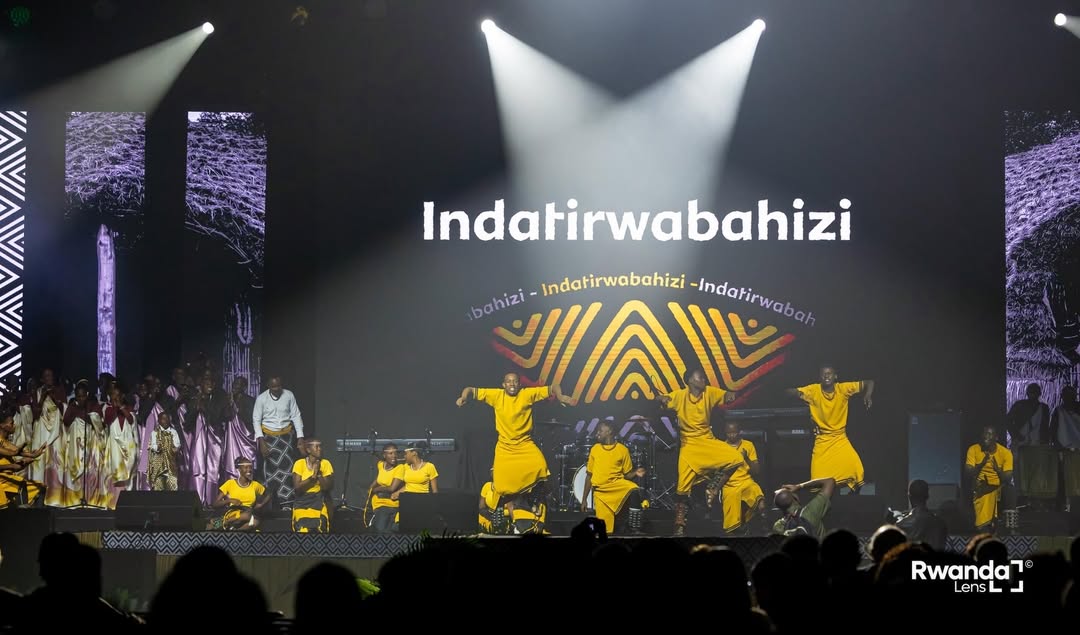 dean_irak's tweet image. Last night, @bkarenarw lit up with the #KigaliDutarame cultural concert, attended by top #Gakondo artists including @tetadiananow, @MassambaIntore, @julesentore, and @RutiJoel, who all delivered powerful performances celebrating #Rwanda's heritage.#KigaliDutarame #Culture