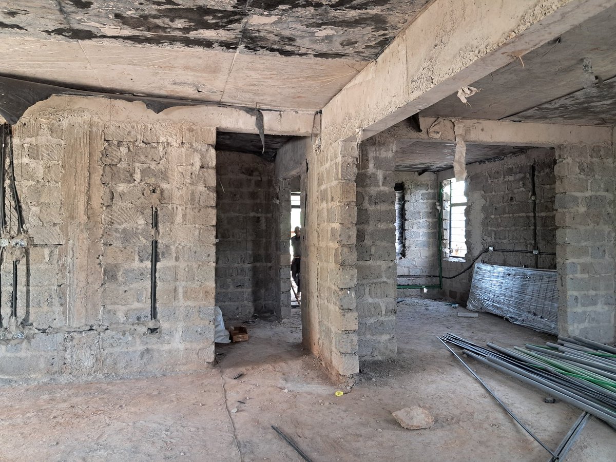 ALM_Kenya's tweet photo. Almost there..

Plastering works next..

Springs Estate, Oaklands Estate, Tatu City Ruiru.

We Advice, Design, Cost and Build. 

0702 941 988 https://t.co/Hr303vTNnj
