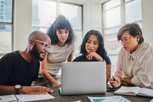 Frize_Media's tweet image. Revolutionize your business meetings with web conferencing. Cut travel costs, boost collaboration across time zones, and keep teams productive with HD video, screen sharing, and real-time editing. 

#WebConferencing #Business #Marketing #FrizeMedia

buff.ly/NXWVwkE