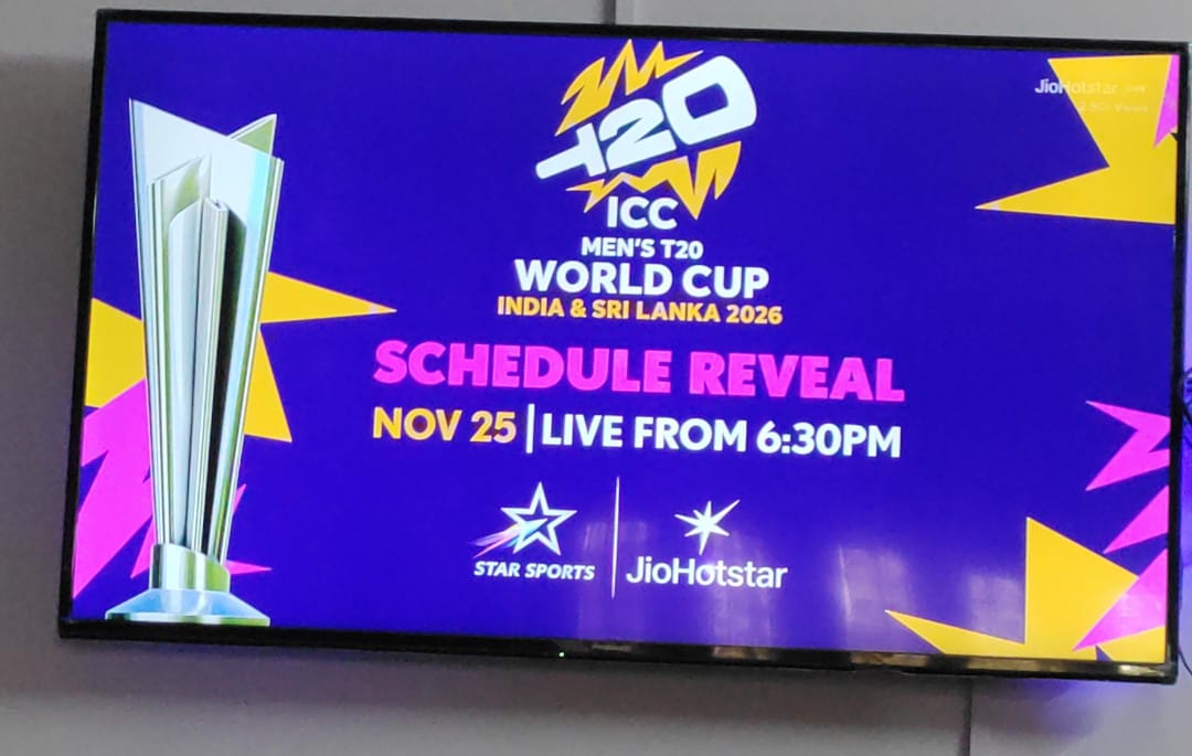 crosshair tweet media