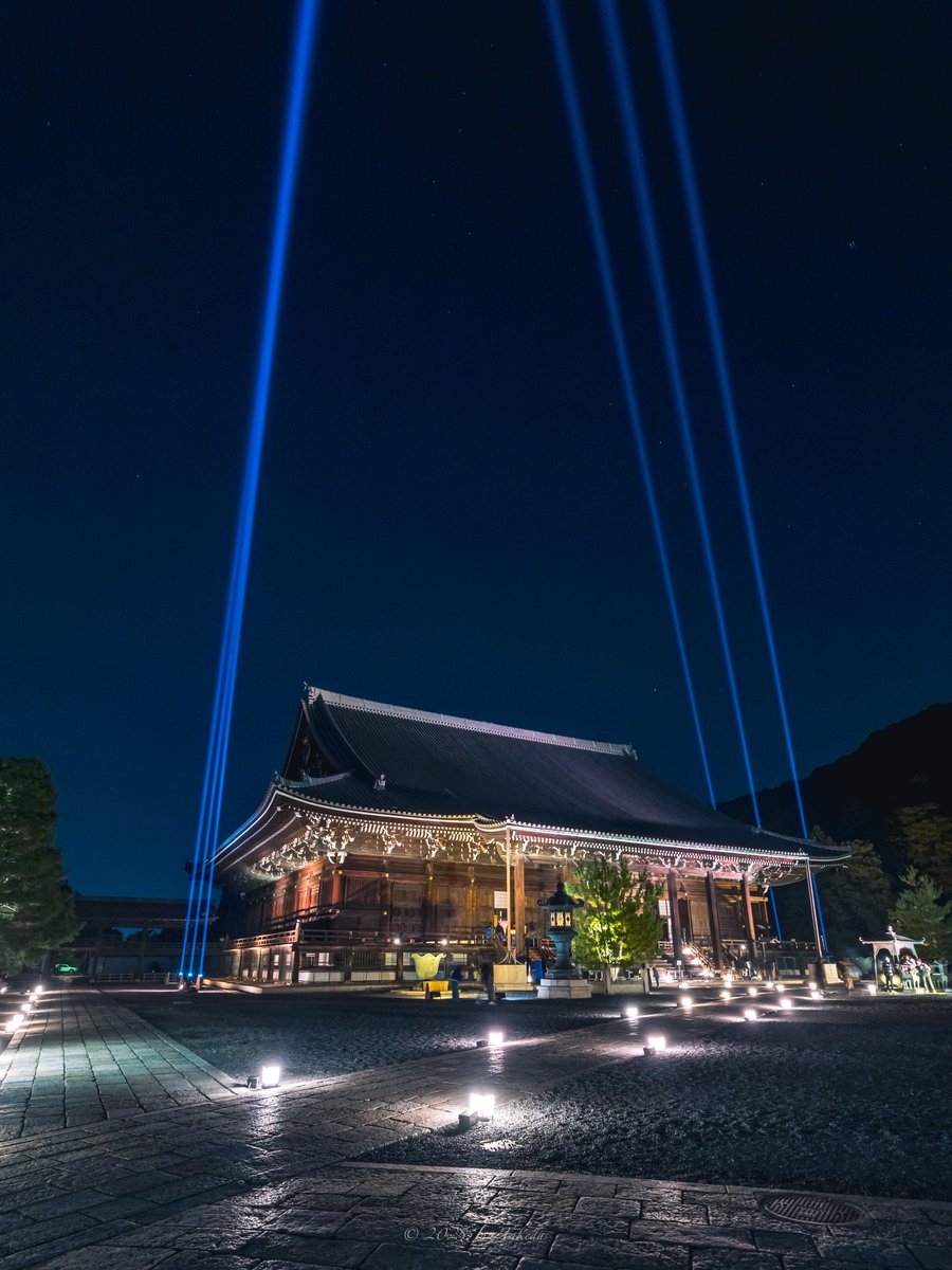man_tac's tweet image. 京都知恩院さんの秋のライトアップ✨🍁
2025.11.20撮影

#京都よきかな 
Leica SL2-S x SIGMA 16-28mm F2.8 DG DN | Contemporary, 28-105mm F2.8 DG DN | Art