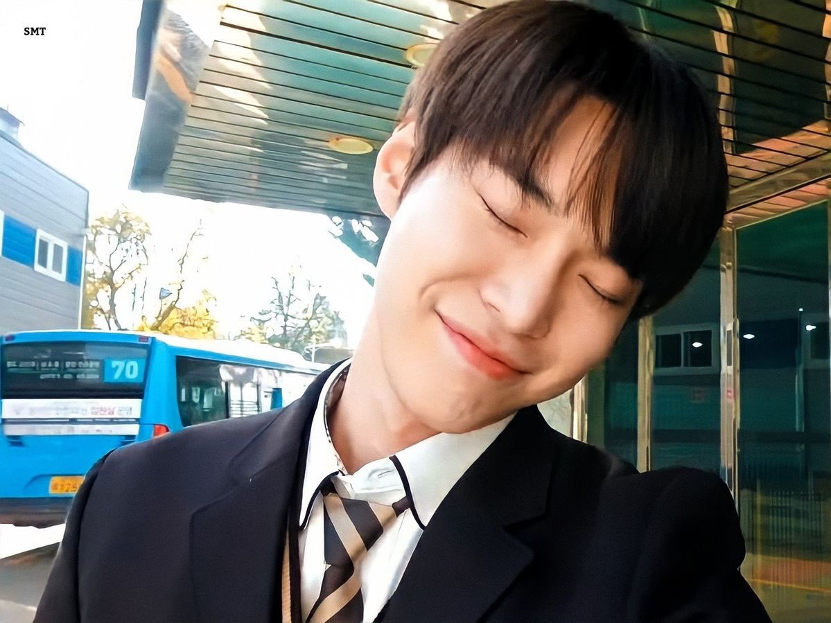 유월 tweet media