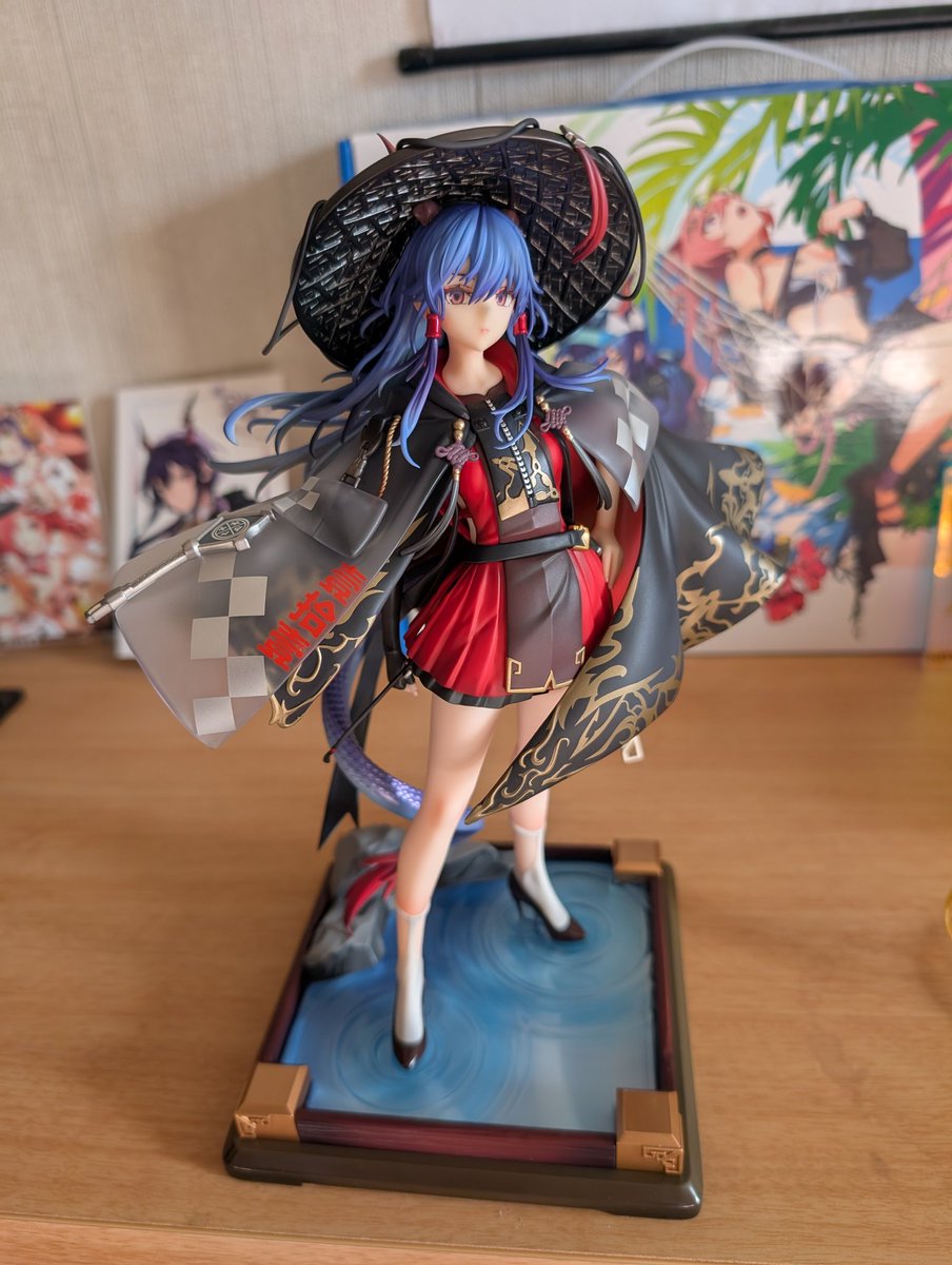 lily0428Caramel's tweet image. めちゃめちゃきれいで顔がいい……
脚！指！！
特典もかっこいいぃ