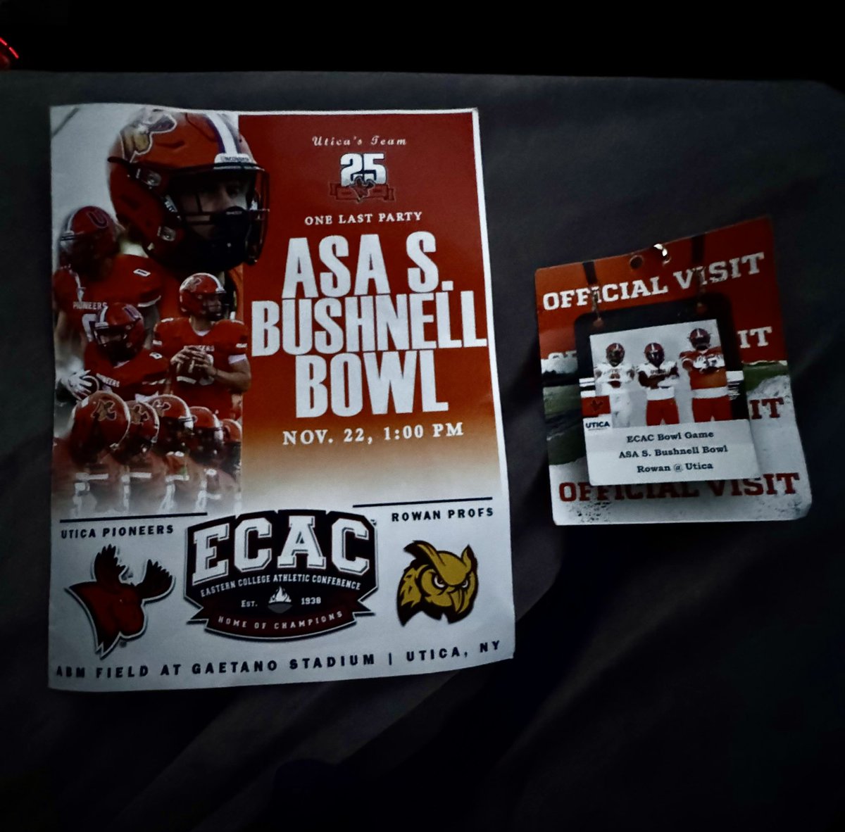 So glad to be back up <a href="/Utica_Football/">Utica Football</a> for a game day visit. was great to see <a href="/CoachFaggiano/">Blaise Faggiano</a> and  <a href="/CoachZenelovic/">Braeden Zenelovic</a> and so nice to finally meet <a href="/LoganKraft19/">Coach Kraft</a> looking forward to seeing you soon. <a href="/coach_tassone/">Dominick Tassone</a> <a href="/KeoghsQBAcademy/">Keogh’sQBAcademy</a> <a href="/DomVinci4/">Dom Vinci</a>