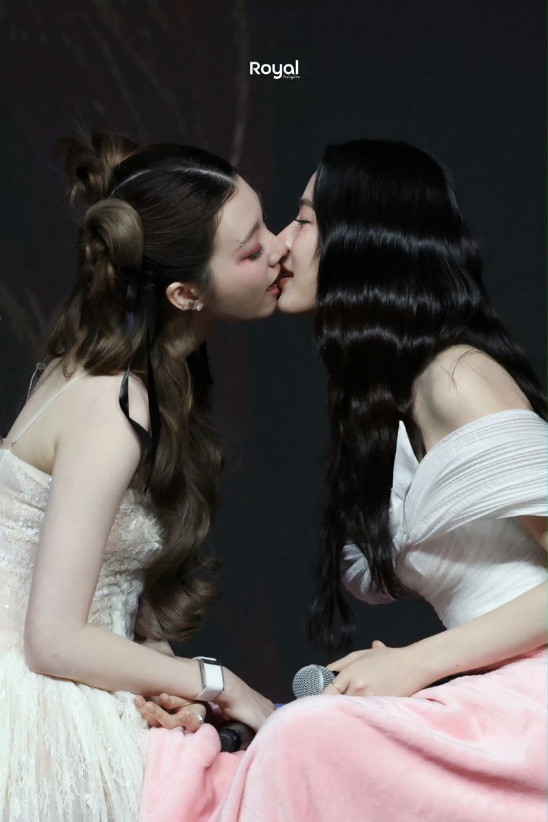 imurhome88's tweet image. Omgggggggg

LINGORM ONLY YOU MACAU D2
#LingOrmMacauMeetD2