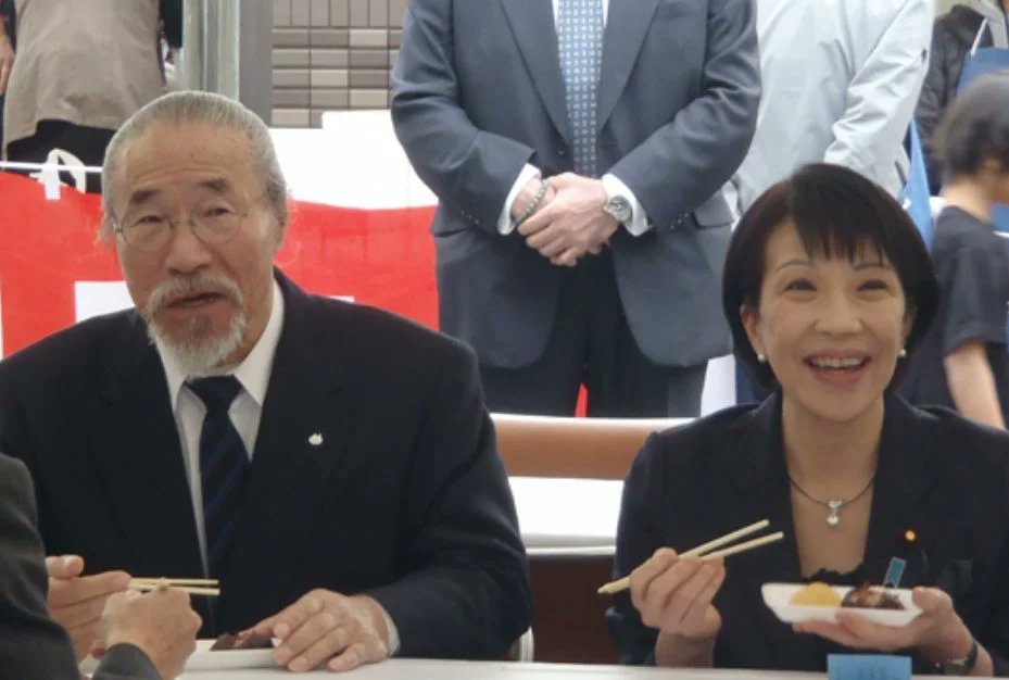 🌐高市と #部落解放同盟

高市早苗の後援者 / 平山観光株式会社、平山亘社長
兄・ #山口組 直参・南一家会長（2011年に解散）

自由民主党安堵町支部長
部落解放同盟 安堵支部長
自民党奈良県連役員

（※2019年10月17日、農地法違反の疑いで逮捕歴アリ）