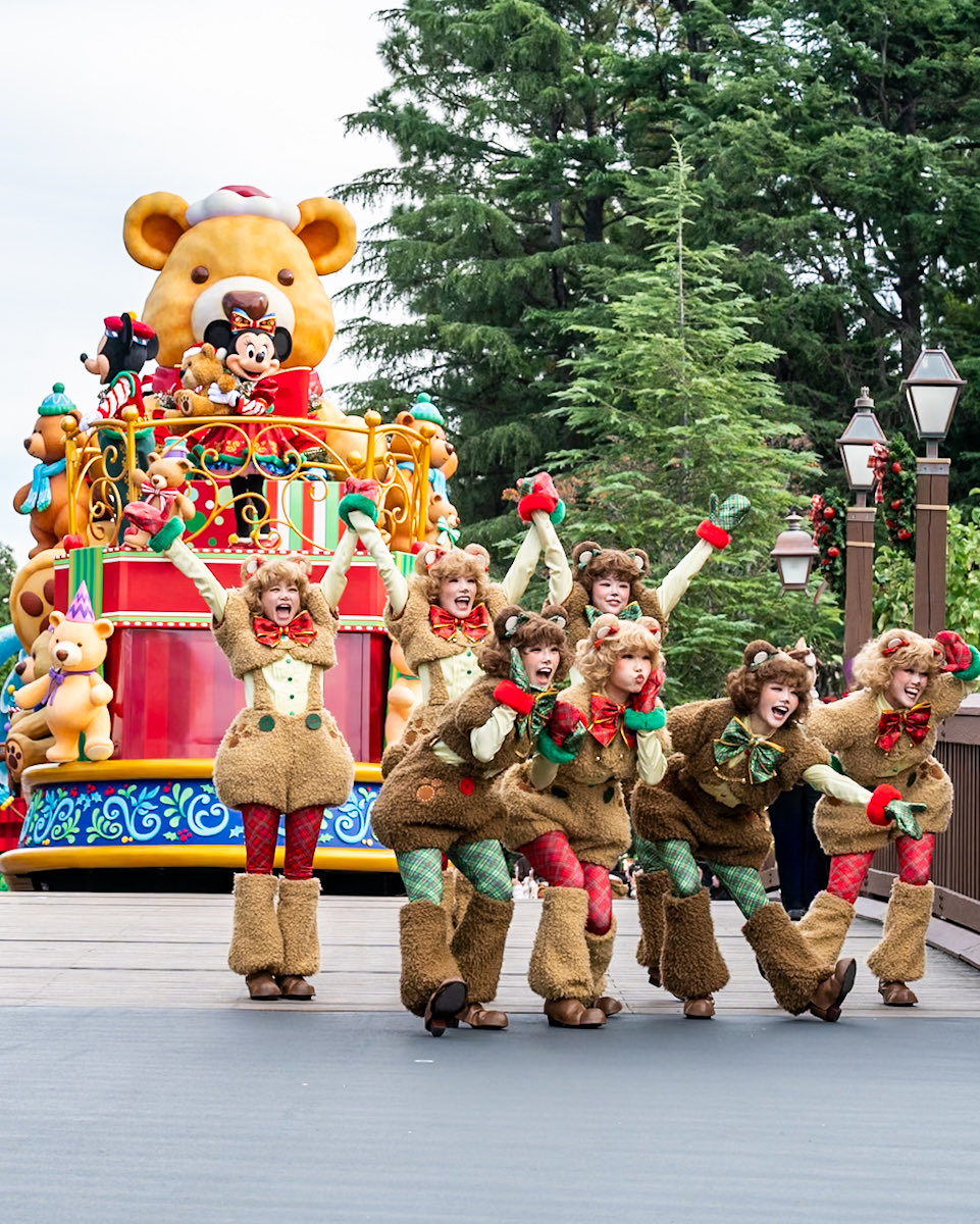 «827»◤完売◢クリスマスリース*カラフルボール喜びの舞 こんにちは