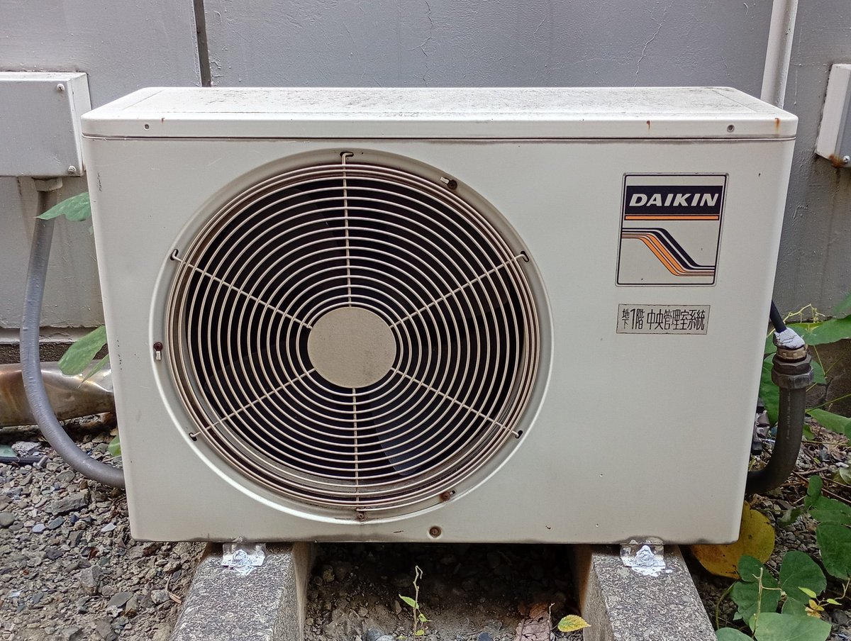 ♡ y ♡‼️エアコン室外機 室外機