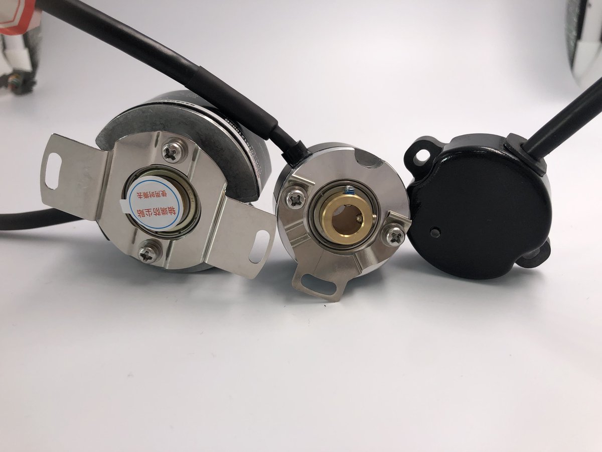 Idencoder13's tweet image. Unlock precision with optical encoders! 🌟 These devices ensure accurate position and motion feedback in various applications. Elevate your automation game today! #OpticalEncoder #PrecisionEngineering #Innovation #fyp #idencoder