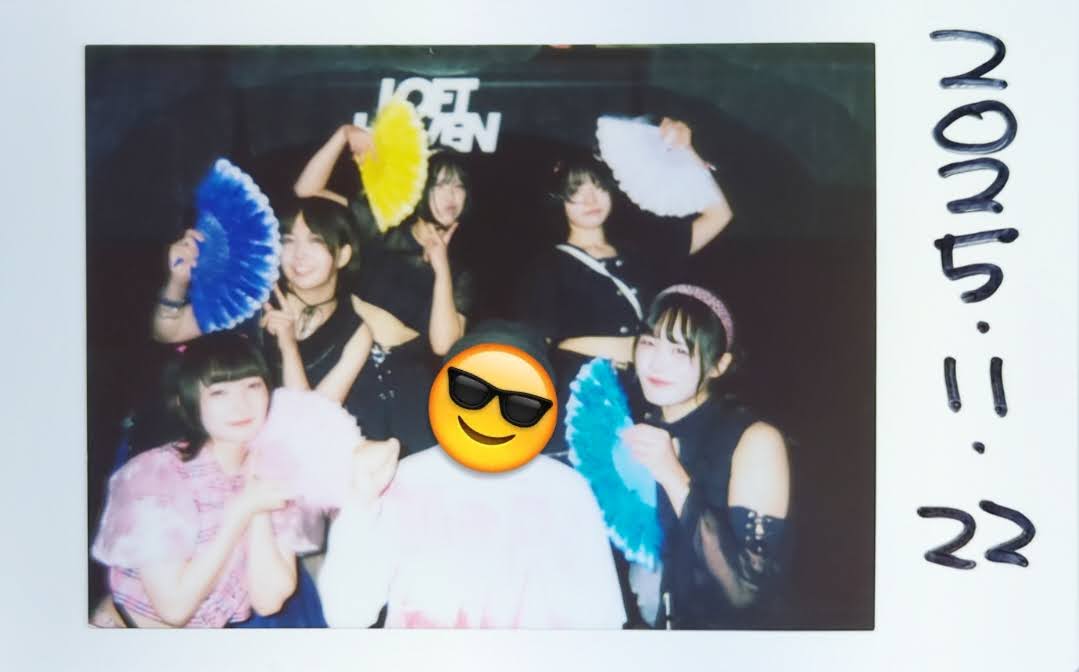 ymdhchr's tweet photo. 昨日のmepo生誕ライブ めぽたん2025よりめぽちとグルショ!
ダダダムズが1時間ライブをするという実質ワンマンなめぽたんで最高でした!12月14日に卒業ライブあるからみんな見に来てね!
#ダダダムズ
#mepo https://t.co/MHAKkKMdc3