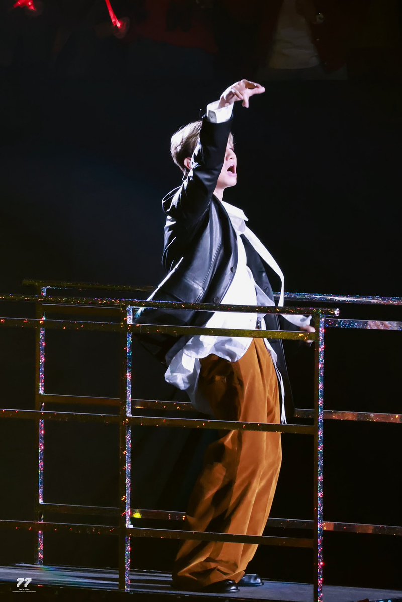 sevenq747's tweet image. 251123
TOHOSHINKI FANCLUB 
EVENT Bigeastrain 2025

HD. Preview 3P

#동방신기
#東方神起
#TVXQ 
#최강창민 
#Changmin 
#沈昌珉 
#チャンミン 
#MAXCHANGMIN