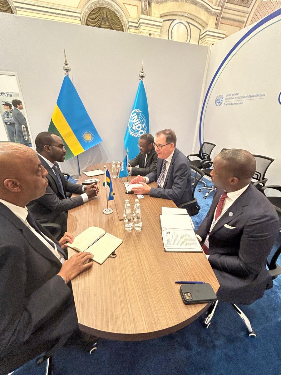 RwandaAbroad's tweet image. On the sidelines of #LDCMC11, Rwanda’s Minister of Trade and Industry @P_Sebahizi met with the UNIDO Director General to advance Rwanda’s industrialization agenda, accelerate PCP implementation, and strengthen partnerships for sustainable industrial development.  #Rwanda #PCP