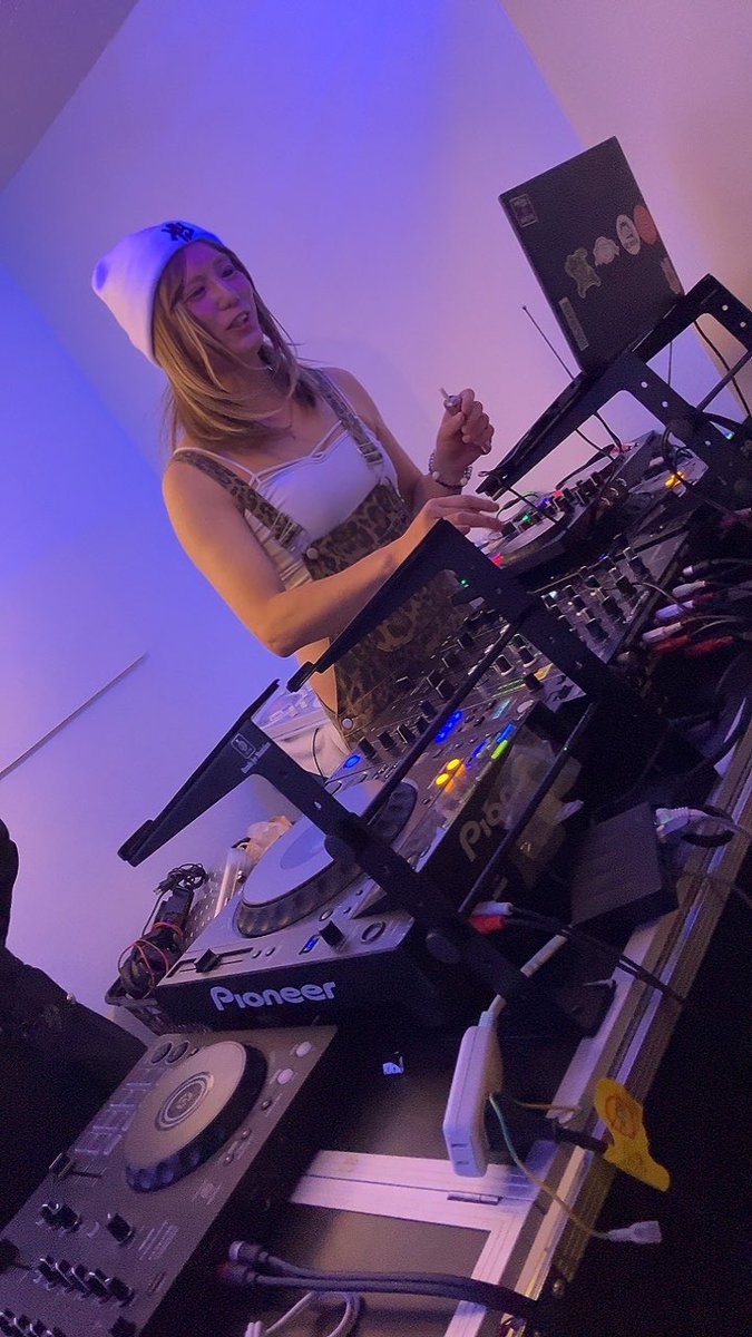 DJちゃんみくはセクシーなR&amp;B🫦🫦🫦🫦

#SHINOBUZZ_FES