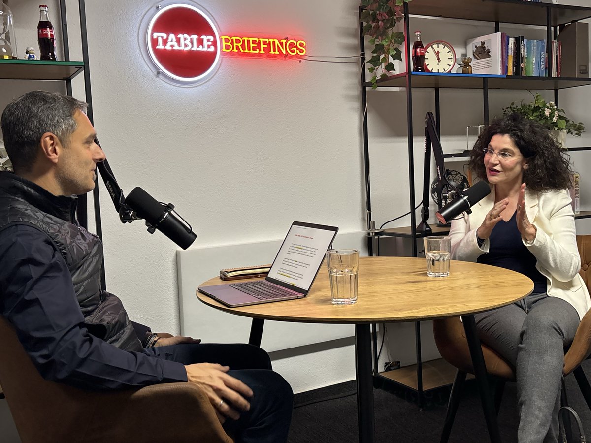 𝗨𝗺𝘀𝗮𝘁𝘇 𝘃𝗲𝗿𝗱𝗼𝗽𝗽𝗲𝗹𝗻 – 𝘄𝗶𝗲 𝗸𝗮𝗻𝗻 𝗱𝗮𝘀 𝗸𝗹𝗮𝗽𝗽𝗲𝗻? Zwei Jahre ist Tina Müller nun CEO der Weleda AG. Im Table Today Podcast hat sie mir erzählt, wie sie ihr ambitioniertes Ziel bis 2030 erreichen will.

➔ table.media/podcast