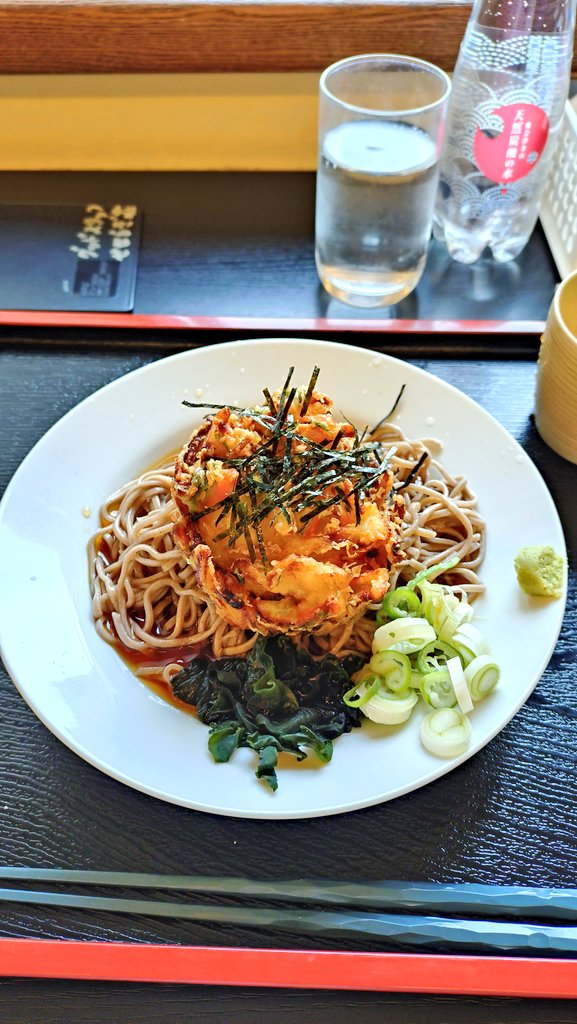 mtnym_ygo's tweet image. せせらぎ荘のかき揚げそば😻