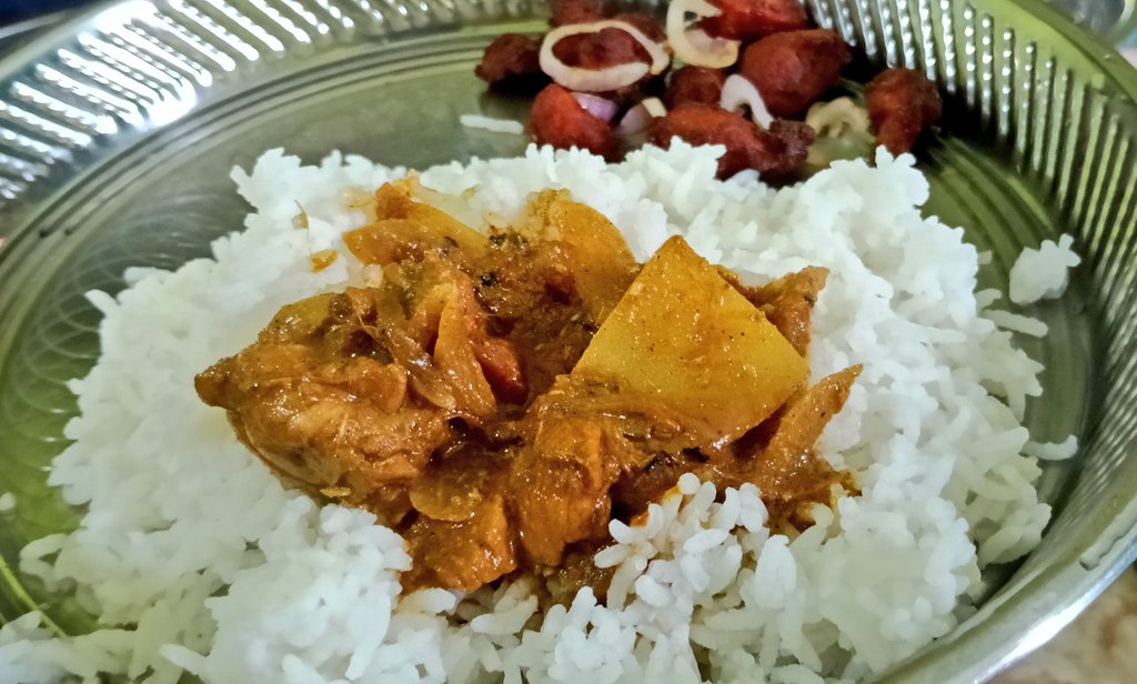 MrsWriter_X's tweet image. Chicken Curry Chicken 65 🍽️🔥❤️
#sundayvibes #lunch