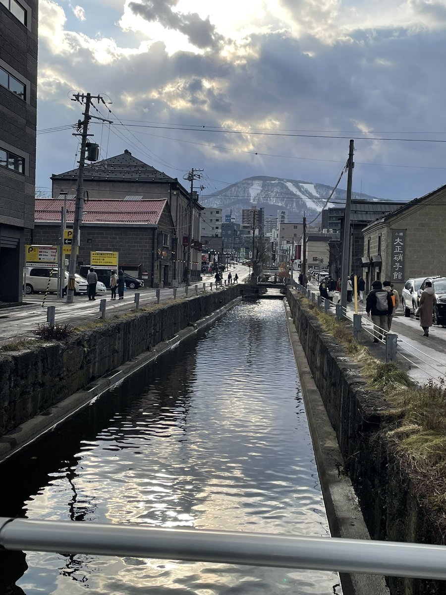 9n2vy's tweet photo. 小樽凄く良いところやった。特にスヌーピーの店はテンション上がった。(☝︎ ՞ਊ ՞)☝︎ https://t.co/0vz1clZYNh