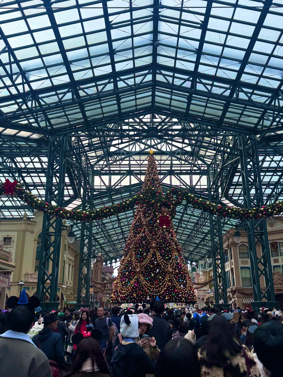 fitter1107's tweet photo. 本日は久しぶりのTDL٩( 'ω' )و #TDL https://t.co/8FdtiIS0nt