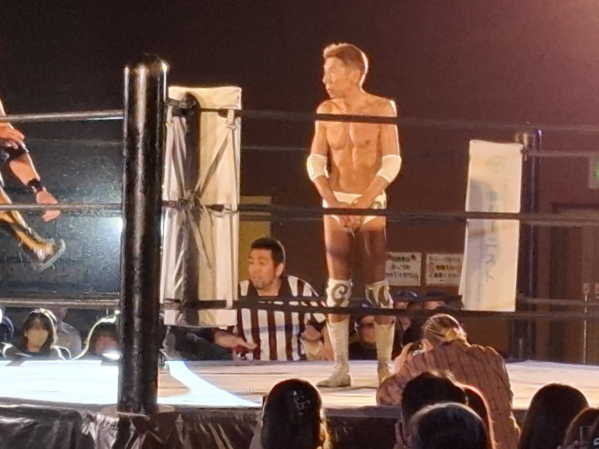 速報
#ゴージャス松野
引退セレモニー？