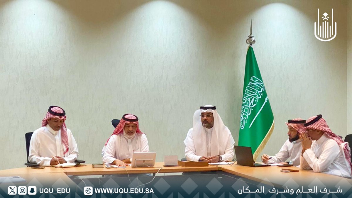 uqu_edu's tweet image. زار وكيل #جامعة_أم_القرى للدراسات العليا والبحث العلمي أ.د. فهد الزهراني كلية الهندسة والعمارة، وكلية الحاسبات؛ حيث تم الاجتماع برؤساء الأقسام العلمية، ومناقشة التوسع في استحداث برامج نوعية في الدراسات العليا؛ بما يواكب أولويات البحث والابتكار الوطنية، ويعزز تنافسية الجامعة في…