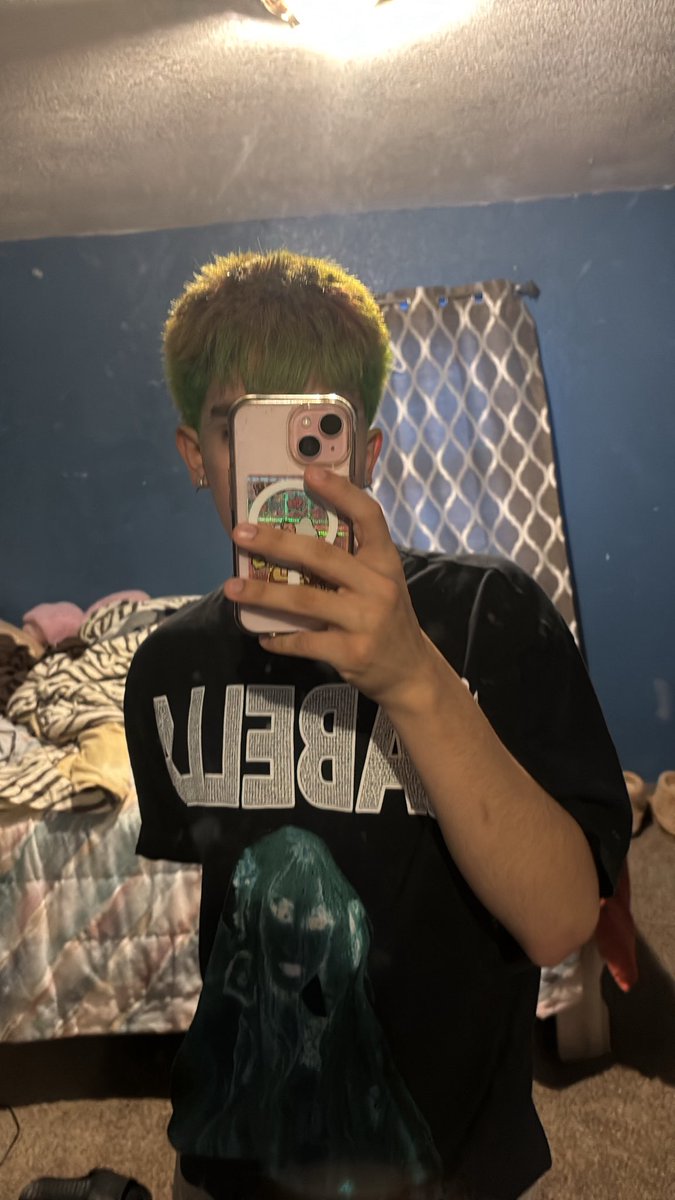 than0l's tweet image. new hair color #mentalproblems