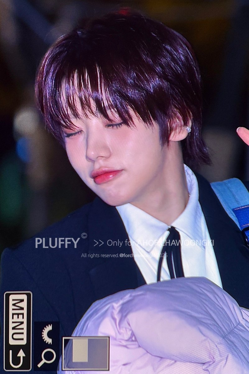 yohxx0's tweet image. He&apos;s just a girly duck!! so cute i want to squeeze him till he pops