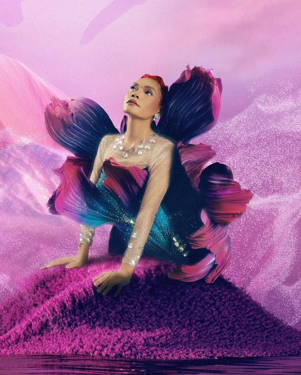 whosechayall's tweet image. Esnyr in her last year&apos;s star magical christmas ball, can&apos;t wait to see what&apos;s next!

ESNYR MAGIC NIGHT 
#StarMagicalChristmas2025 
#SleighTheNight