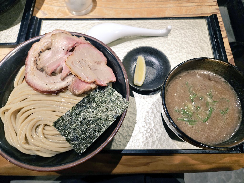 クロコ🐊(黒こしょう改め)#ラーメン好き🍜 (@kurokosho_rzk) / Posts / X