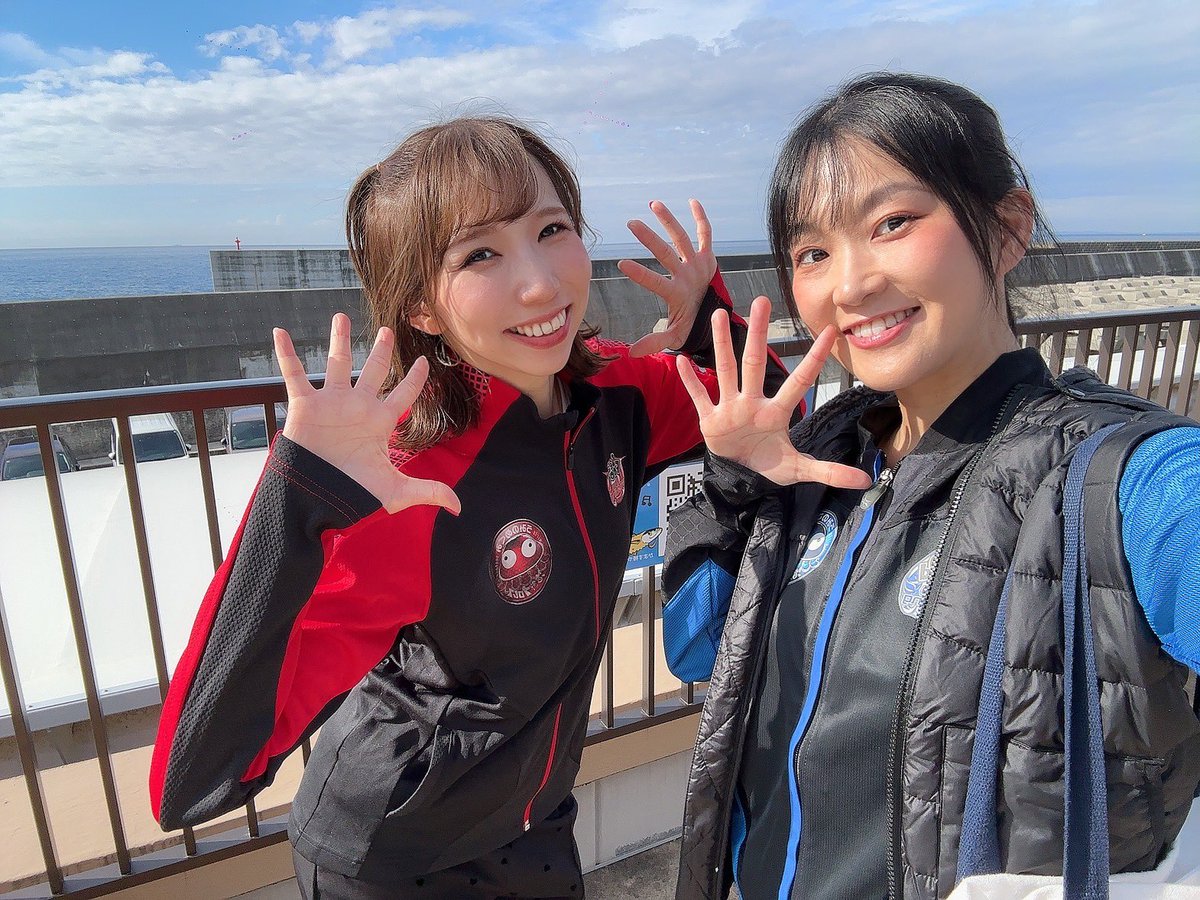 SeaFoodWrestle's tweet photo. ( #うみのさちこ ) #海鮮プロレス 

漁港の駅TOTOCO小田原にて
海鮮プロレス開催でした！

カマスのレスラー
【ミル・マスカマス】が初登場🐟🔥
キラッキラのボディーがかっこよかった✨

今回のバトルロイヤル商品は
カマスソフトと海鮮プロレス缶バッジ🍦
予想的中された皆様おめでとうございます👏 https://t.co/50siZRFnCF